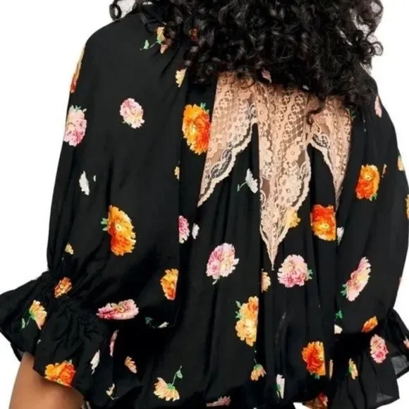 NWT Free People Poppy Balloon Sleeve Ruffle Floral V-Neck Lace Detail Bo… - Picture 12 of 14
